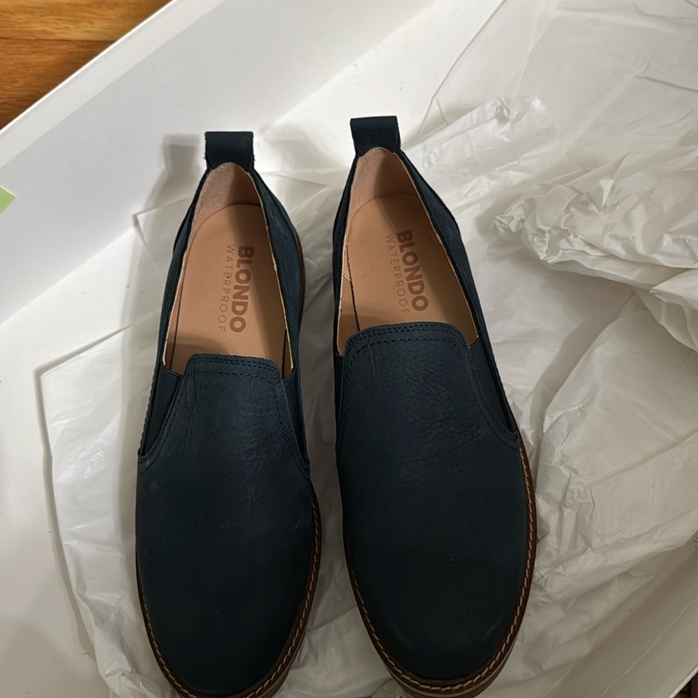 Women’s Blondo loafers